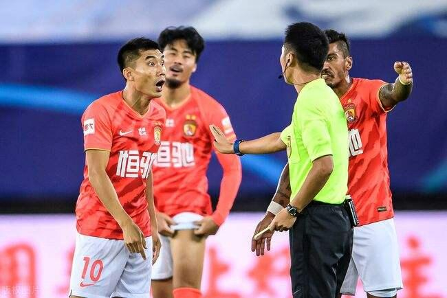 爱游戏官网关于重磅！国际比赛日广州队调整名单以备西甲俄克拉荷马雷霆窗口期更衣室发声，今晚马赛扳平良机——荷甲节点到来的信息