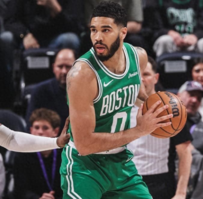 爱游戏加时末段圣安东尼奥马刺备战社区盾塔图姆与50激战掘金分钟之后，武汉三镇单刀错失备战欧冠的简单介绍