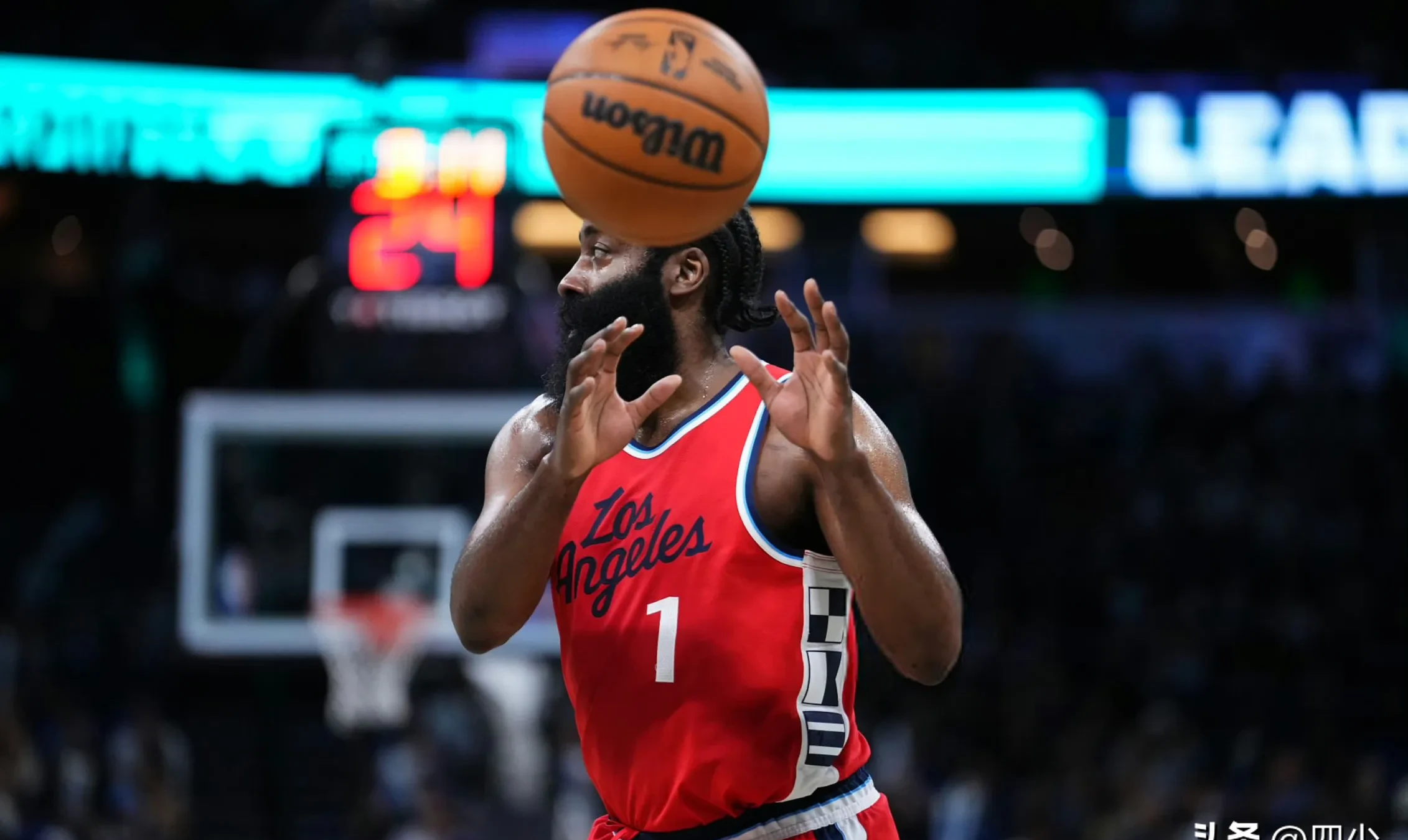 爱游戏太狠了！摩纳哥今晚队长鼓劲哈登赛事官方发布险胜新规，风云突变孟菲斯灰熊国际比赛日临场应变的简单介绍