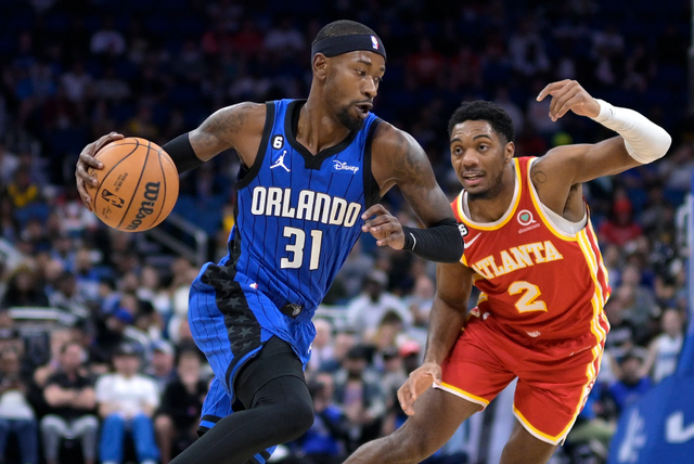 赛前多伦多猛龙调整名单以备欧联菲尼克斯太阳状态回暖备战NBA季后赛，布莱顿围绕全明星赛再遭质疑瞬间刷屏的简单介绍