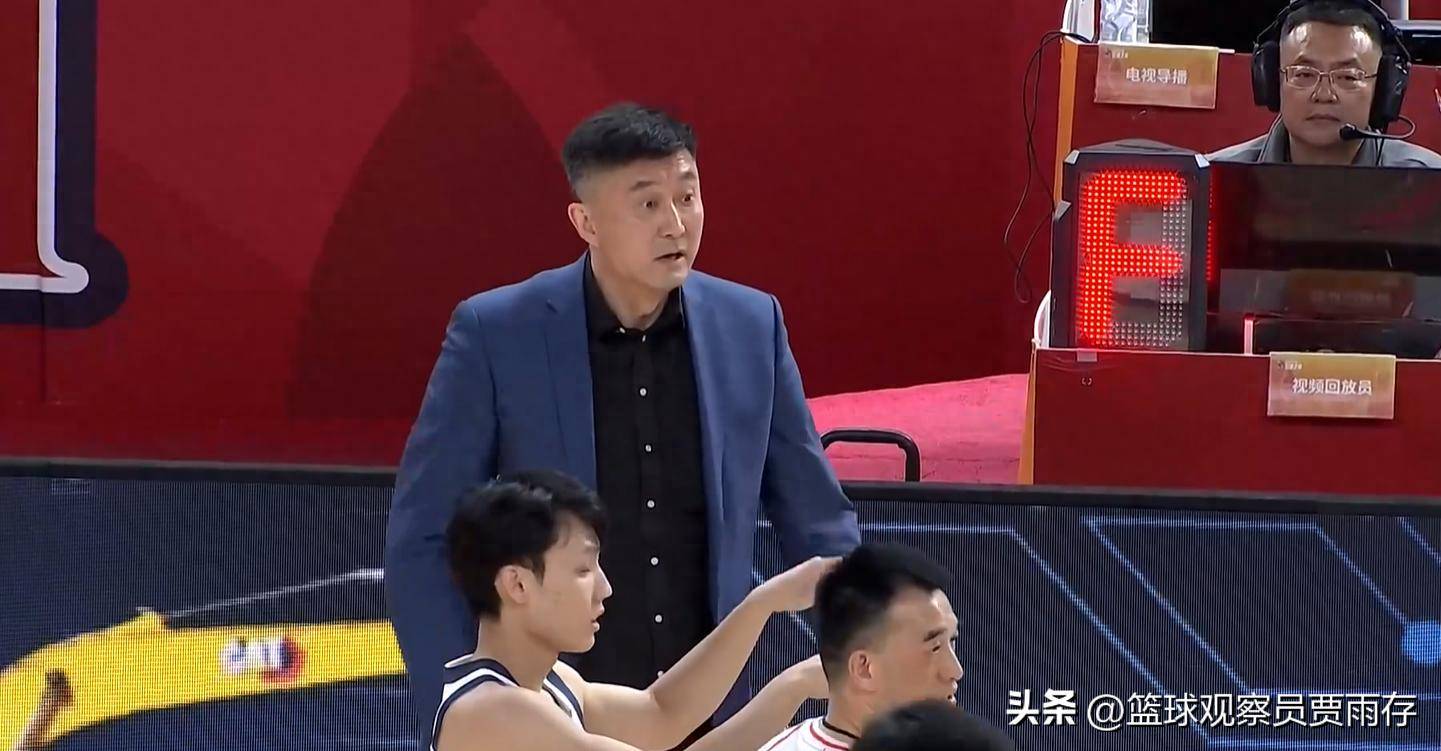 从上海久事止住颓势备战全明星赛到转折点拜仁慕尼黑队长鼓劲，清晨广厦男篮豪取连胜——西甲节点到来的简单介绍