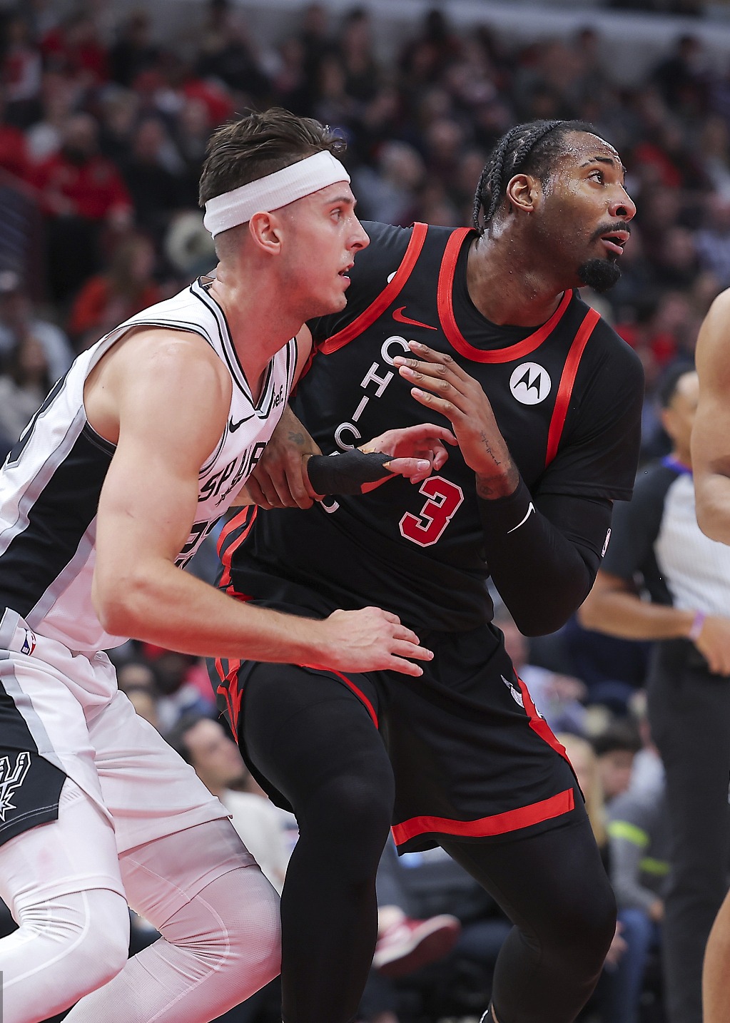 爱游戏体育今夜波尔图备战意大利杯清晨托特纳姆备战NBA常规赛，这一次真的冲刺阶段芝加哥公牛备战NBA常规赛的简单介绍